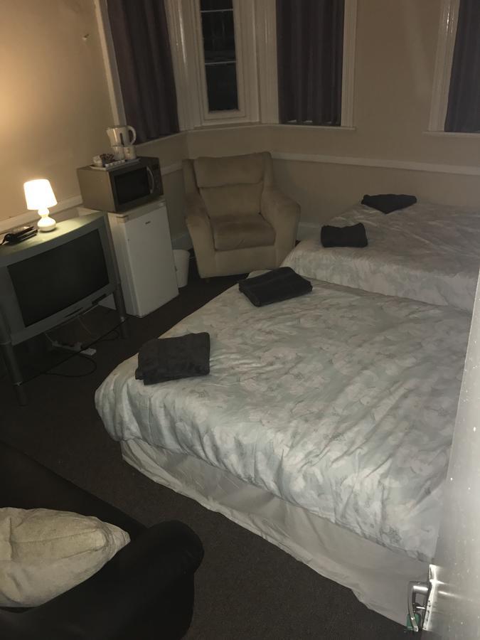 The Elmhurst Hotel *